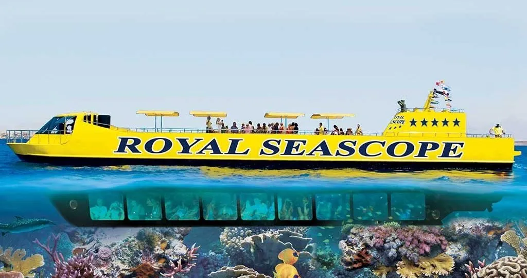 Submarine Tour - Bathyscaphe